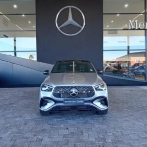 Alternative view of Mercedes-Benz GLE 2024 (GLE450d)