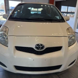 Alternative view of Toyota Yaris 2011